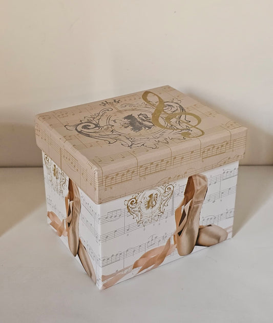 Scatola regalo tazza danza - dettaglio